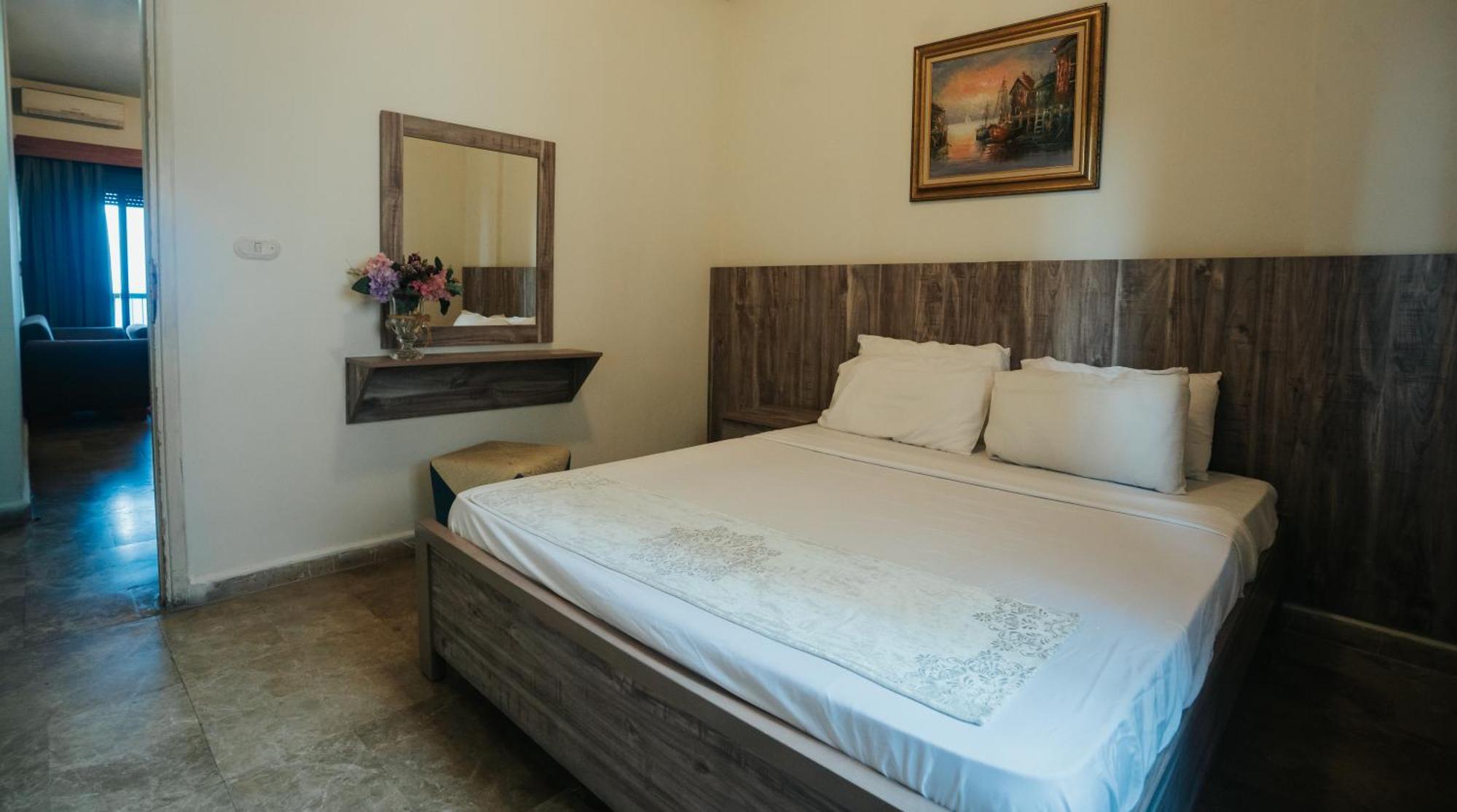 Holiday Suites Hotel & Beach Resort 주니에 외부 사진
