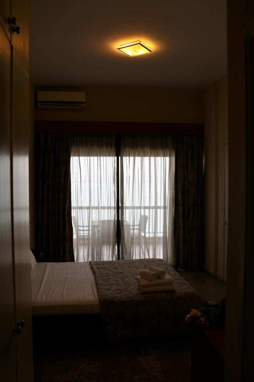 Holiday Suites Hotel & Beach Resort 주니에 외부 사진