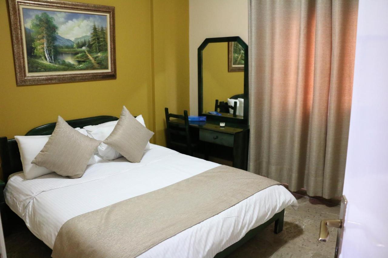 Holiday Suites Hotel & Beach Resort 주니에 외부 사진