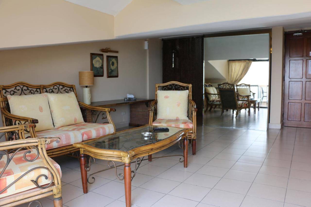 Holiday Suites Hotel & Beach Resort 주니에 외부 사진